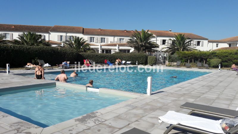 Photo 7 : PISCINE d'une maison située à Ars, île de Ré.