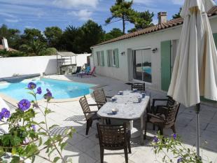 ile de ré Confortable villa avec piscine au calme sur terrain clos