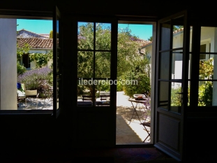 Ile de Ré:Maison de village loix en ré