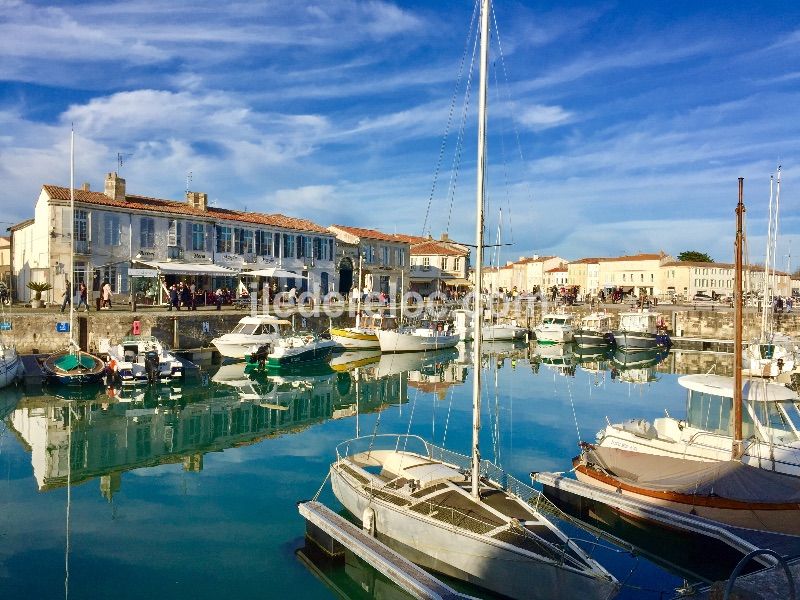 Photo 66 : NC d'une maison située à La Couarde-sur-mer, île de Ré.