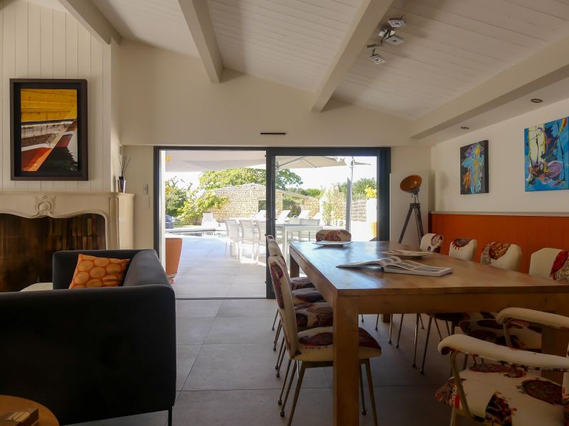 Photo 8 : SEJOUR d'une maison située à Loix, île de Ré.