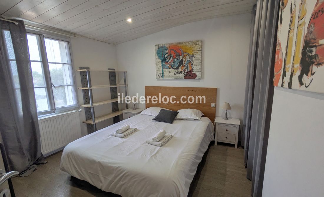 Photo 21 : CHAMBRE d'une maison situ&eacute;e &agrave; La Couarde-sur-mer, &icirc;le de R&eacute;.