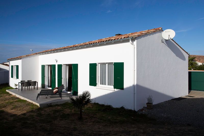 Photo 3 : EXTERIEUR d'une maison située à Rivedoux-Plage, île de Ré.