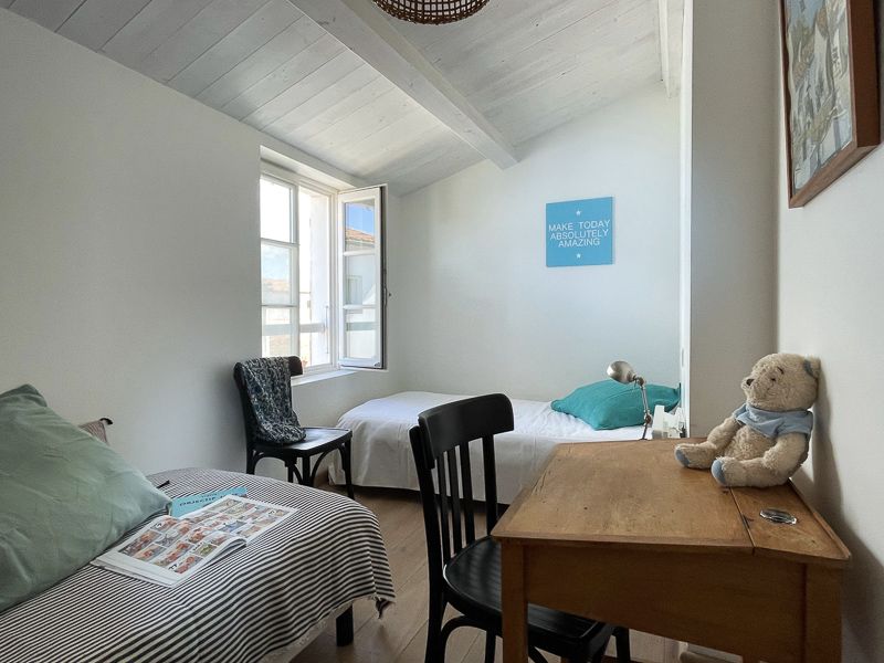 Photo 15 : CHAMBRE d'une maison située à Loix, île de Ré.