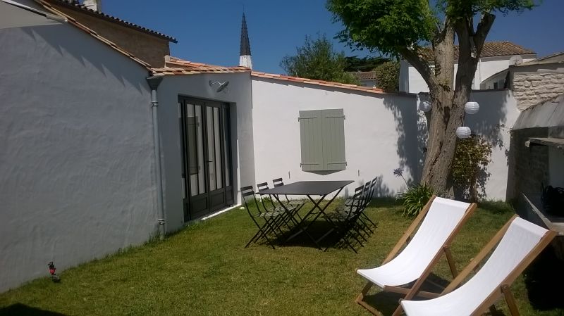 Photo 5 : JARDIN d'une maison située à Ars en Ré, île de Ré.