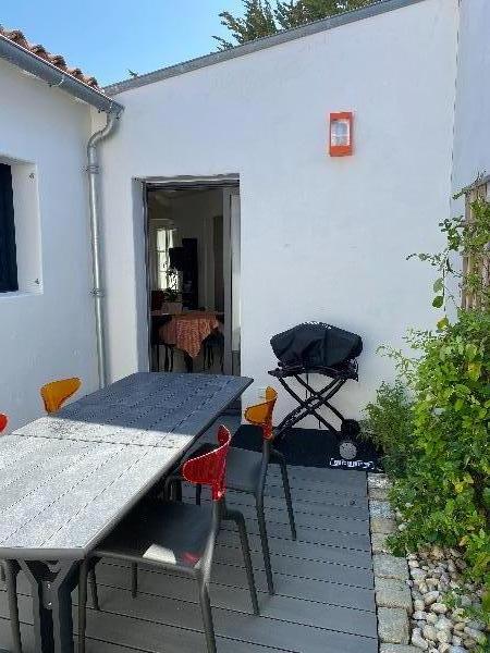 Photo 30 : PATIO d'une maison située à Le Bois-Plage-en-Ré, île de Ré.