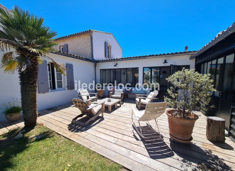 Photo 3 : TERRASSE d'une maison située à La Couarde-sur-mer, île de Ré.