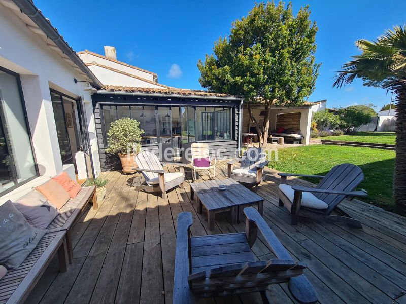 Photo 7 : TERRASSE d'une maison située à La Couarde-sur-mer, île de Ré.