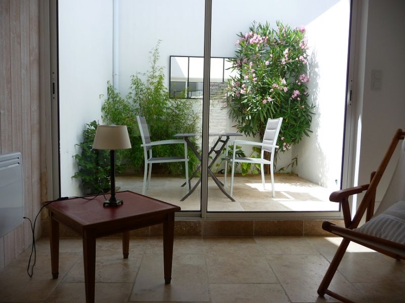 Photo 4 : PATIO d'une maison située à Sainte-Marie-de-Ré, île de Ré.