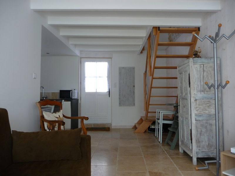 Photo 2 : ENTREE d'une maison située à Sainte-Marie-de-Ré, île de Ré.