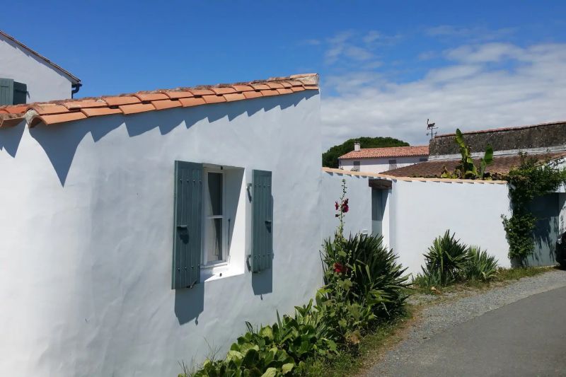 Photo 28 : EXTERIEUR d'une maison située à Le Bois-Plage-en-Ré, île de Ré.