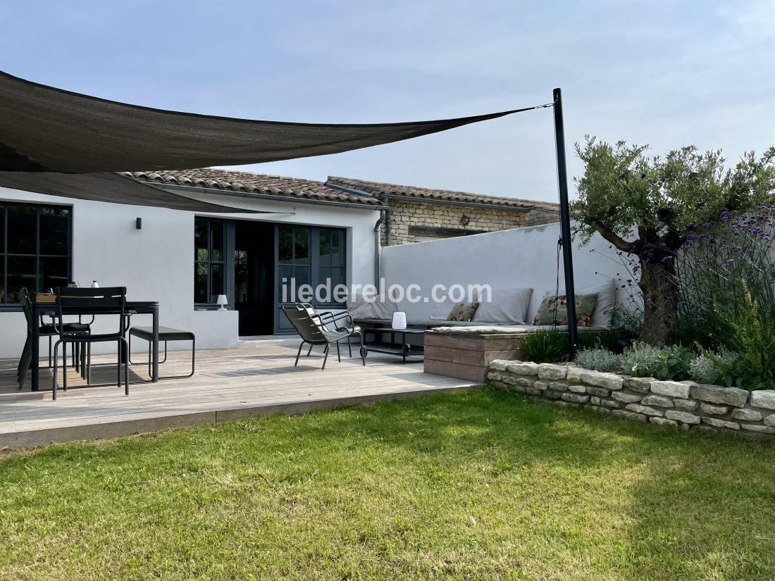 Photo 4 : JARDIN d'une maison située à Les Portes-en-Ré, île de Ré.