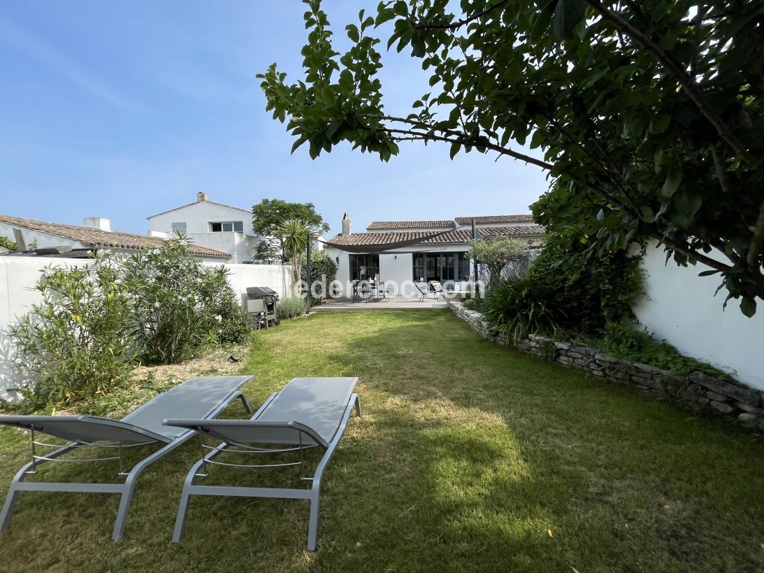 Photo 5 : JARDIN d'une maison située à Les Portes-en-Ré, île de Ré.