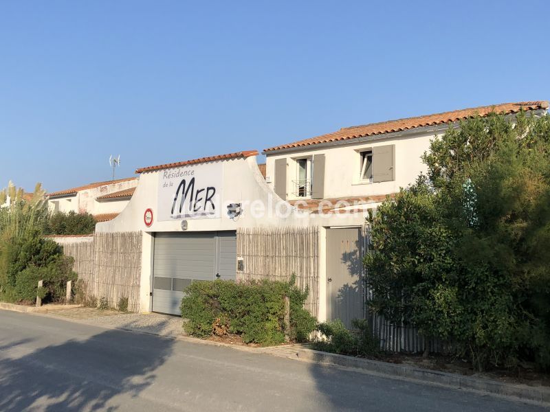 Photo 3 : EXTERIEUR d'une maison située à La Couarde-sur-mer, île de Ré.