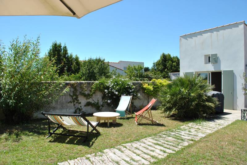 Photo 8 : EXTERIEUR d'une maison située à Loix, île de Ré.