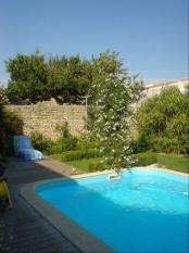 ile de ré Les portes, centre village, piscine