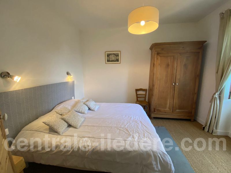 Photo 6 : NC d'une maison située à Sainte-Marie, île de Ré.
