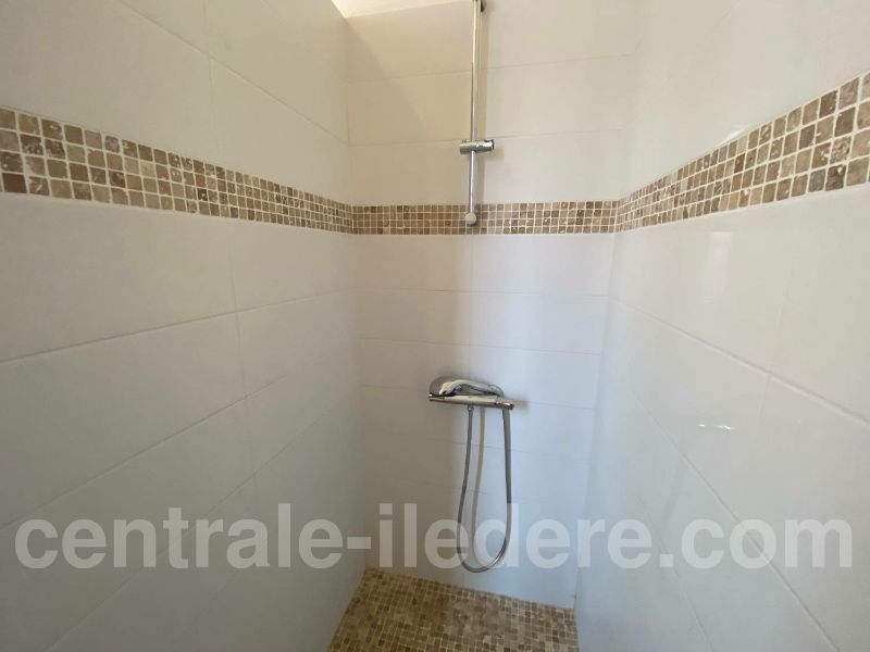 Photo 11 : NC d'une maison située à Sainte-Marie, île de Ré.