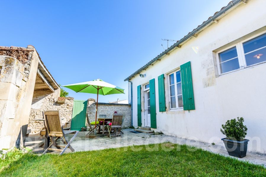 Photo 12 : NC d'une maison située à Sainte-Marie-de-Ré, île de Ré.