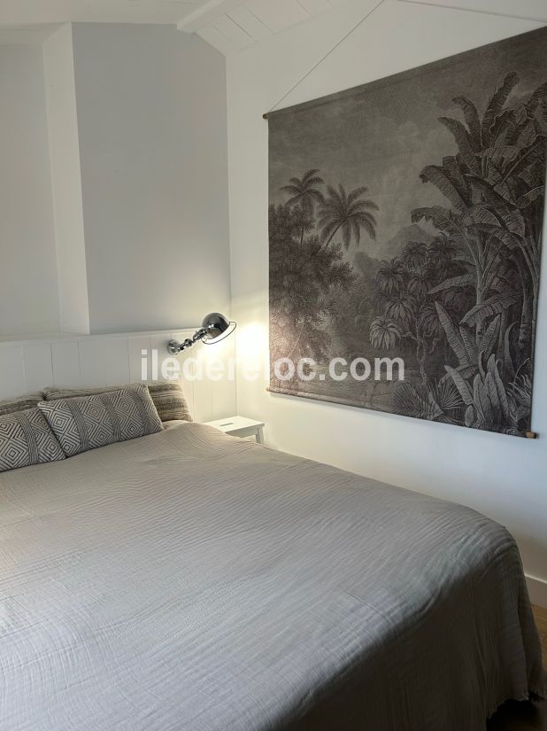 Photo 21 : CHAMBRE d'une maison situ&eacute;e &agrave; Le Bois-Plage-en-R&eacute;, &icirc;le de R&eacute;.