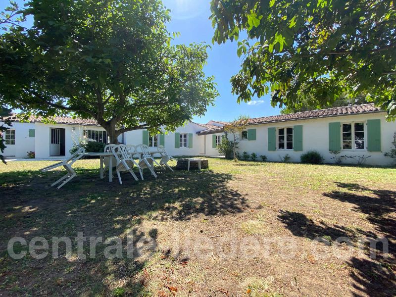 Photo 3 : NC d'une maison située à Saint-Clément-des-Baleines, île de Ré.