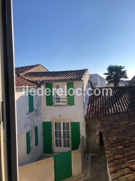 Photo 15 : EXTERIEUR d'une maison située à Ars en Ré, île de Ré.