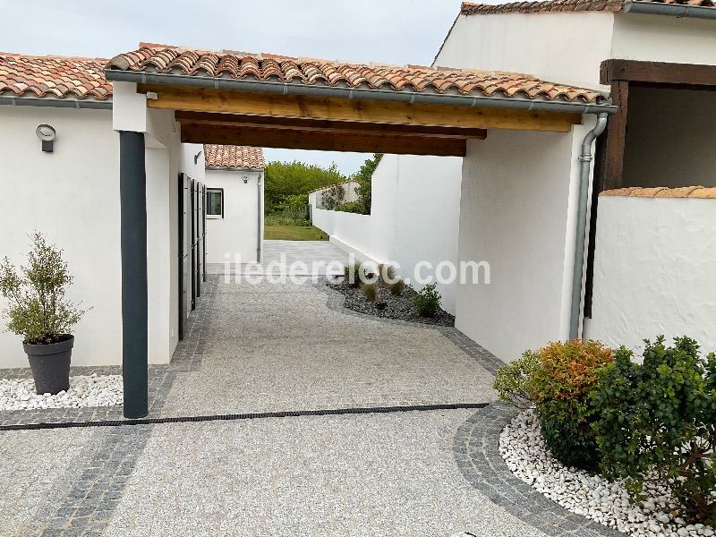 Photo 30 : EXTERIEUR d'une maison située à La Flotte-en-Ré, île de Ré.