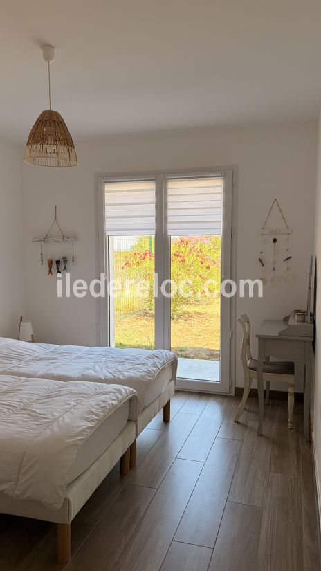 Photo 25 : CHAMBRE d'une maison situ&eacute;e &agrave; La Flotte-en-R&eacute;, &icirc;le de R&eacute;.