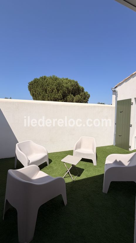 Photo 31 : PATIO d'une maison situ&eacute;e &agrave; La Flotte-en-R&eacute;, &icirc;le de R&eacute;.