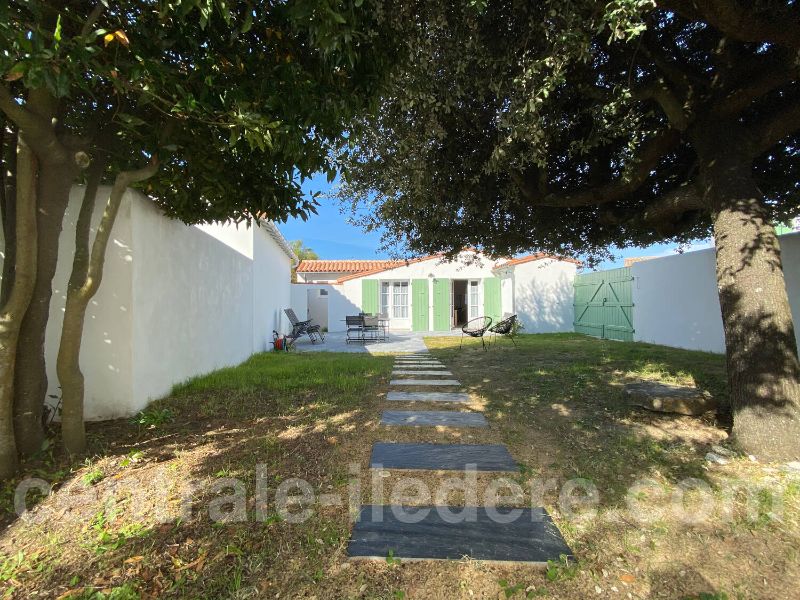 Photo 2 : NC d'une maison située à Le Bois-Plage-en-Ré, île de Ré.