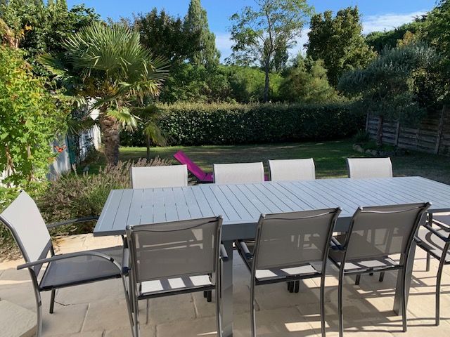 Photo 8 : TERRASSE d'une maison située à Le Bois-Plage-en-Ré, île de Ré.