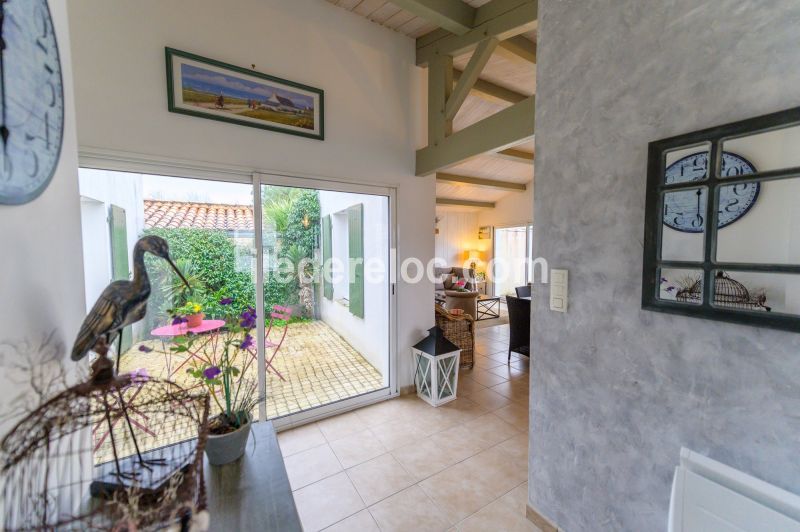 Photo 2 : ENTREE d'une maison située à Le Bois-Plage-en-Ré, île de Ré.