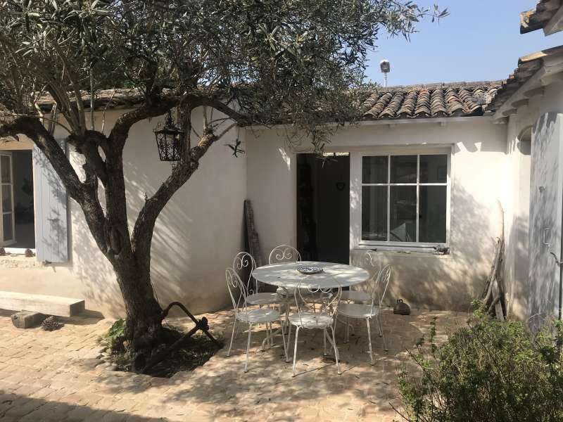 Photo 4 : NC d'une maison située à Le Bois-Plage, île de Ré.