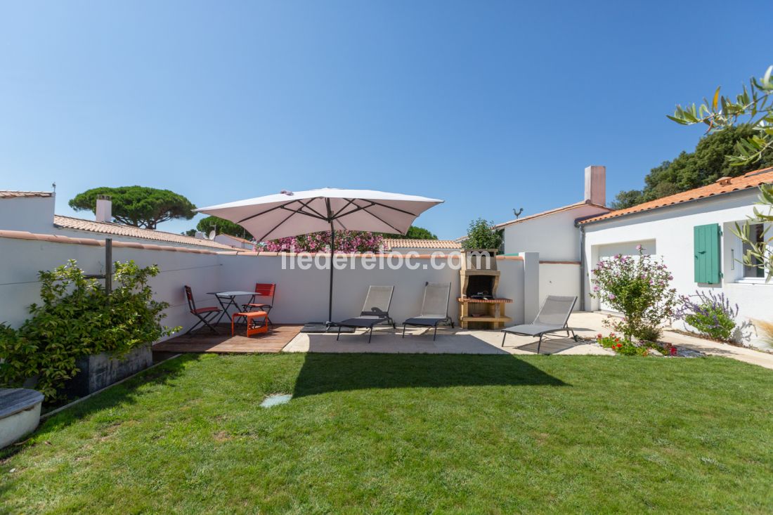 Photo 4 : JARDIN d'une maison située à La Couarde-sur-mer, île de Ré.
