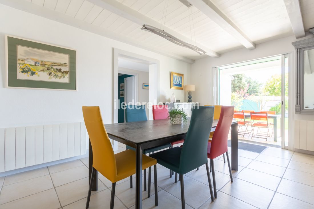 Photo 13 : SEJOUR d'une maison située à La Couarde-sur-mer, île de Ré.