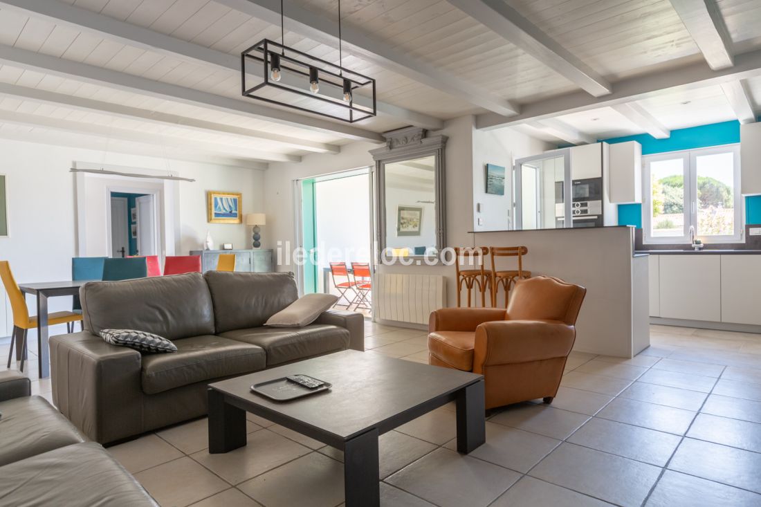 Photo 14 : SEJOUR d'une maison située à La Couarde-sur-mer, île de Ré.