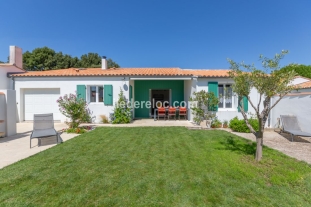 Ile de Ré:Maison indépendante au centre de l'ile de ré, quartier les brardes, à proximité 