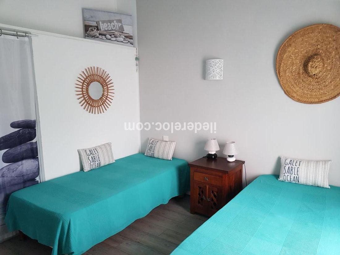 Photo 7 : CHAMBRE d'une maison située à Saint-Clément-des-Baleines, île de Ré.
