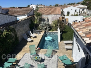 Ile de Ré:La rémoise : villa neuve avec piscine 3 chambres jusqu'à 6 personnes.