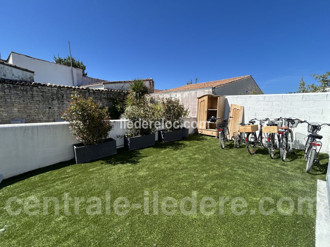 Photo 26 : NC d'une maison située à Sainte-Marie-de-Ré, île de Ré.