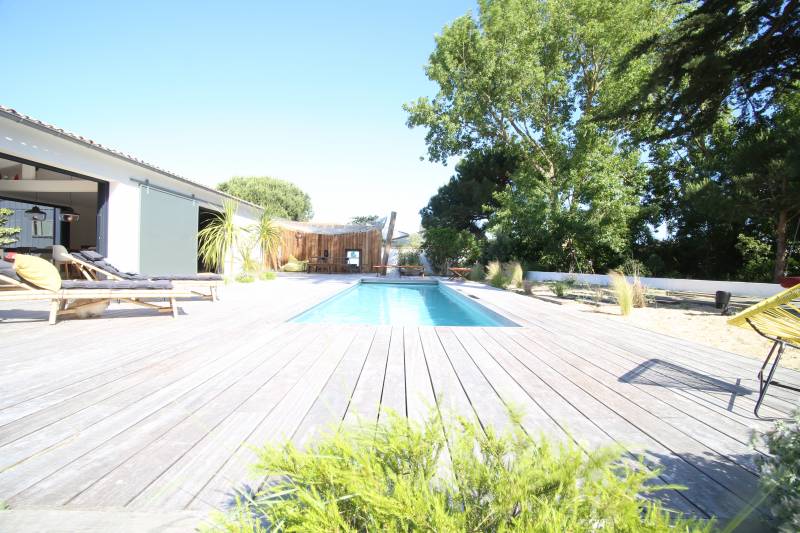 Photo 2 :  d'une maison située à Le Bois-Plage-en-Ré, île de Ré.