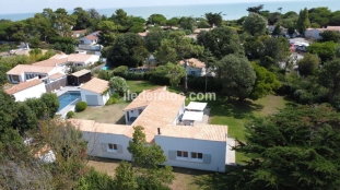 Ile de Ré:Maison 8-10 pers - 150m plage de la loge - grand jardin et piscine chauffée 12x5