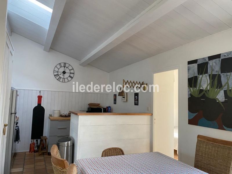 Photo 5 : CUISINE d'une maison située à La Flotte-en-Ré, île de Ré.