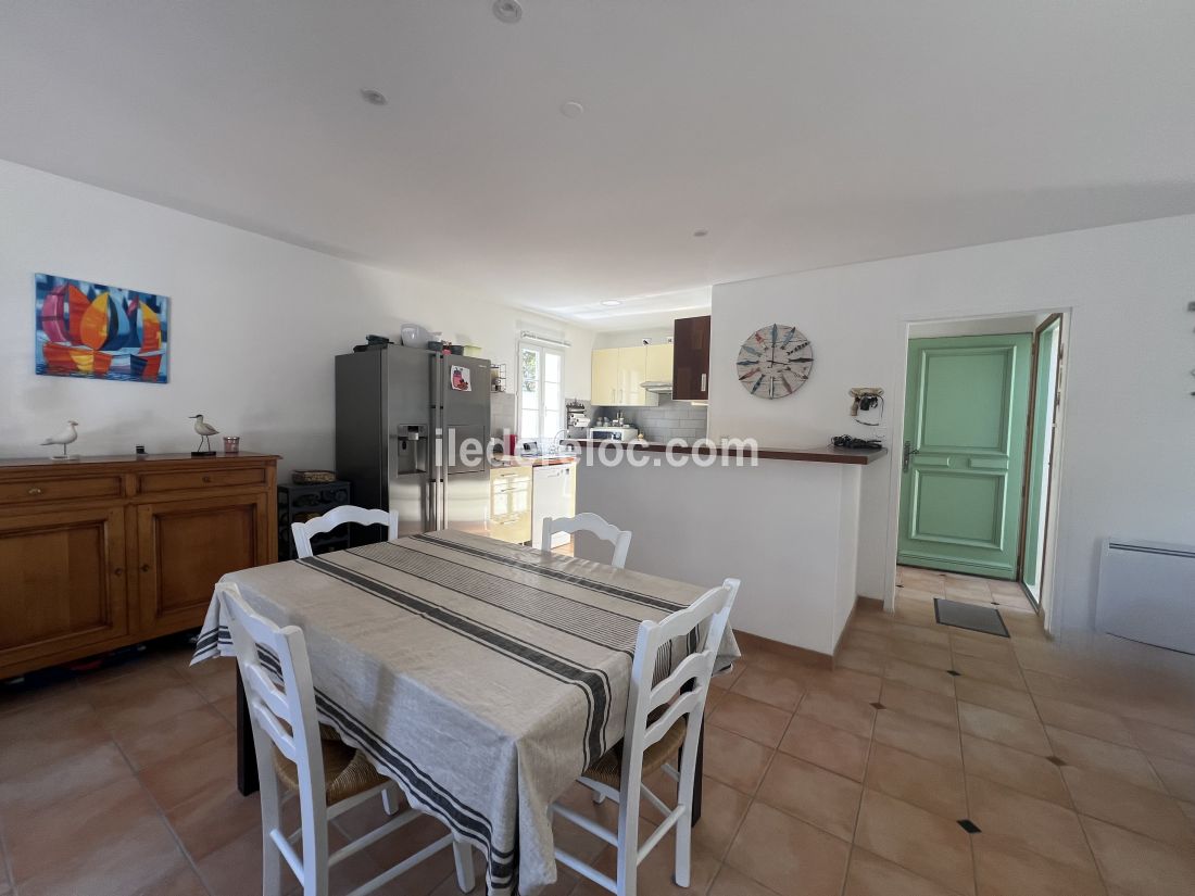 Photo 9 : NC d'une maison situ&eacute;e &agrave; Sainte-Marie-de-R&eacute;, &icirc;le de R&eacute;.