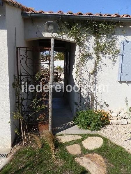 Photo 2 : NC d'une maison située à Les Portes-en-Ré, île de Ré.