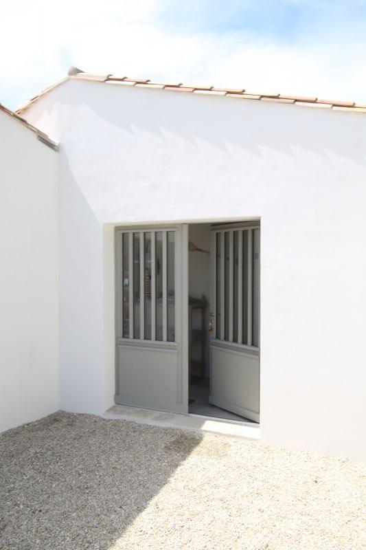 Photo 21 : ENTREE d'une maison située à Le Bois-Plage-en-Ré, île de Ré.