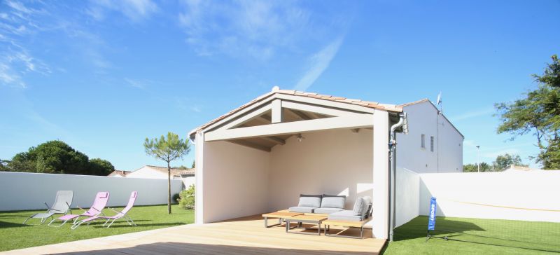 Photo 4 : JARDIN d'une maison située à Le Bois-Plage-en-Ré, île de Ré.