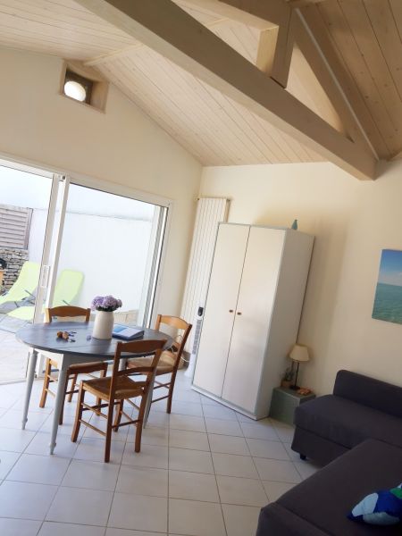 Photo 3 : SEJOUR d'une maison située à Saint-Clément-des-Baleines, île de Ré.