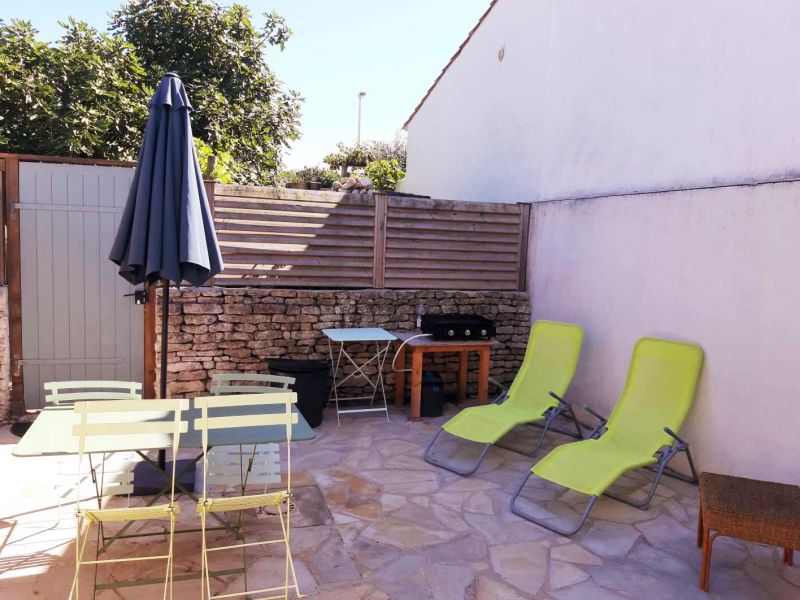 Photo 1 : TERRASSE d'une maison située à Saint-Clément-des-Baleines, île de Ré.