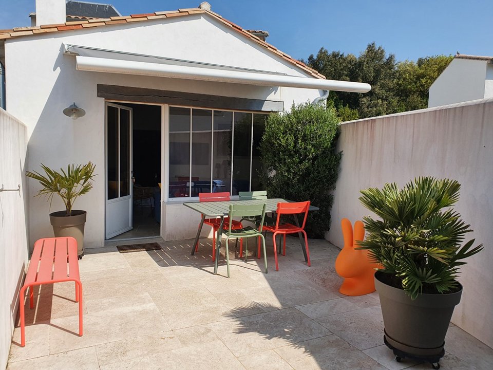 Photo 2 :  d'une maison située à La Flotte-en-Ré, île de Ré.